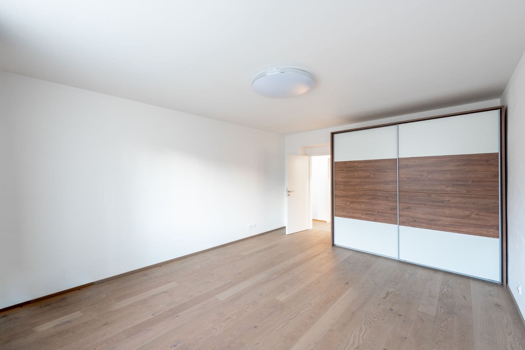 Prenájom bytu 2-izbový 75 m², Řipská, Praha, Praha Prenájom bytu 2-izbový 75 m², Řipská, Praha, Praha