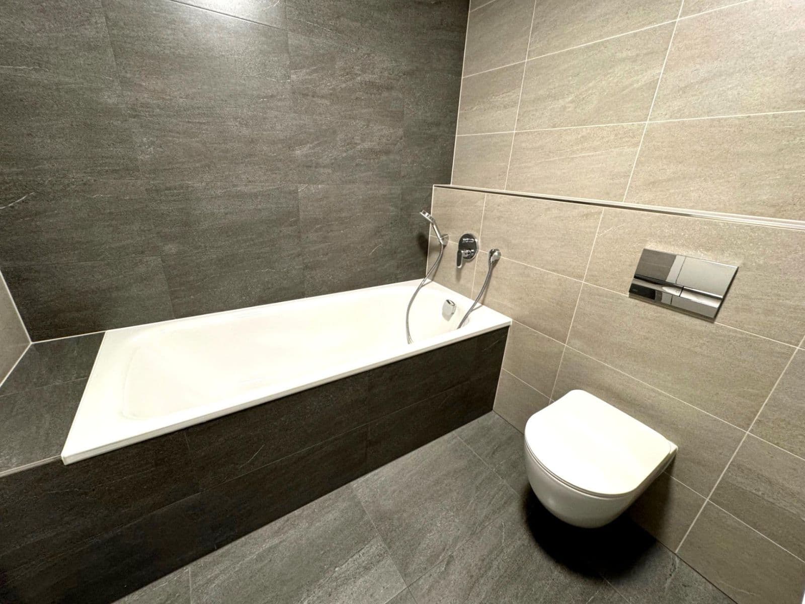 Prenájom bytu 2-izbový 55 m², V Třešňovce, Praha, Praha Prenájom bytu 2-izbový 55 m², V Třešňovce, Praha, Praha