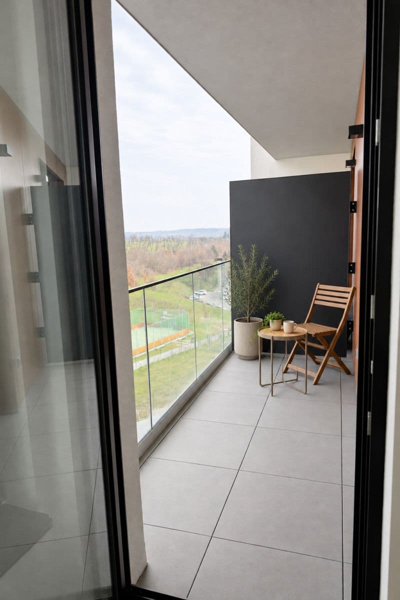 Prenájom bytu 2-izbový 55 m², V Třešňovce, Praha, Praha Prenájom bytu 2-izbový 55 m², V Třešňovce, Praha, Praha