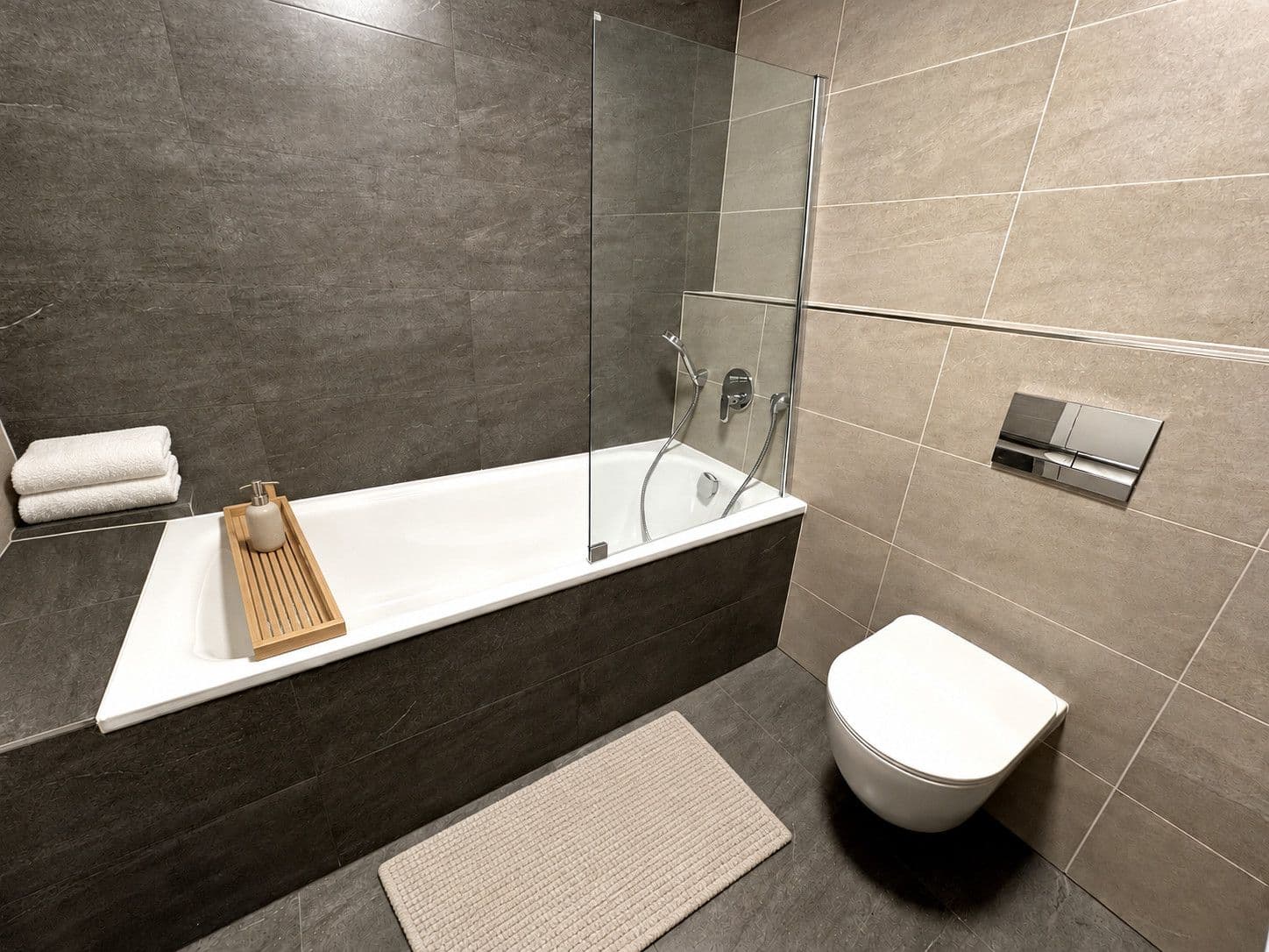 Prenájom bytu 2-izbový 55 m², V Třešňovce, Praha, Praha Prenájom bytu 2-izbový 55 m², V Třešňovce, Praha, Praha