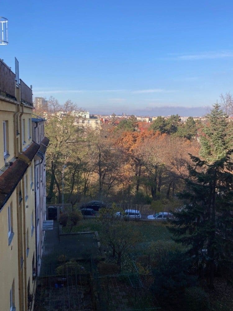 Prenájom bytu 1-izbový 42 m², U Jezerky, Praha, Praha Prenájom bytu 1-izbový 42 m², U Jezerky, Praha, Praha