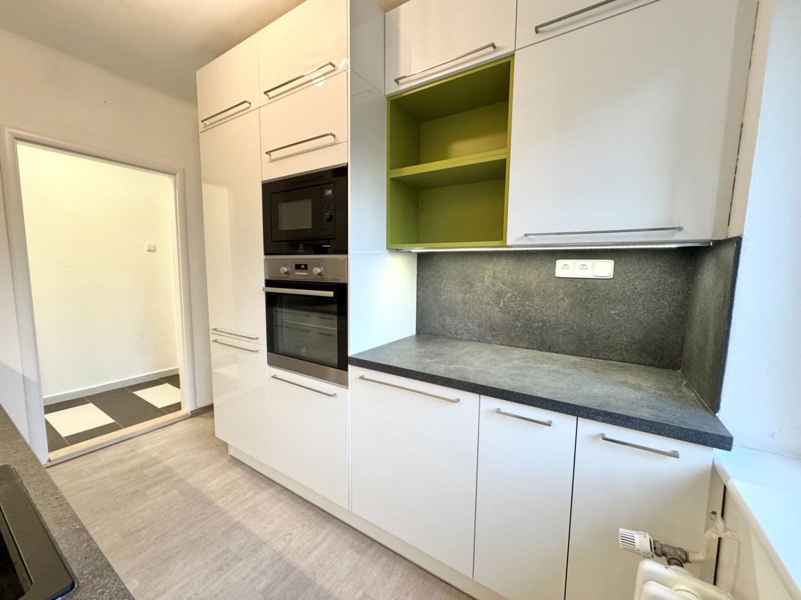 Prenájom bytu 4-izbový 80 m², Obora, Vlašim, Středočeský kraj Prenájom bytu 4-izbový 80 m², Obora, Vlašim, Středočeský kraj
