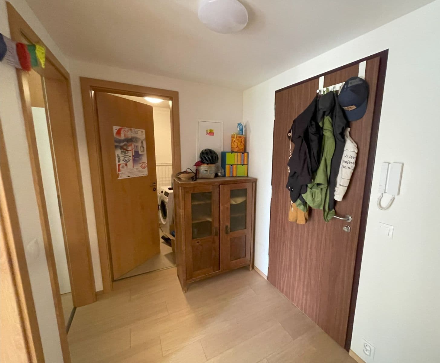 Prenájom bytu 2-izbový 59 m², Vrátnická, Praha, Praha Prenájom bytu 2-izbový 59 m², Vrátnická, Praha, Praha