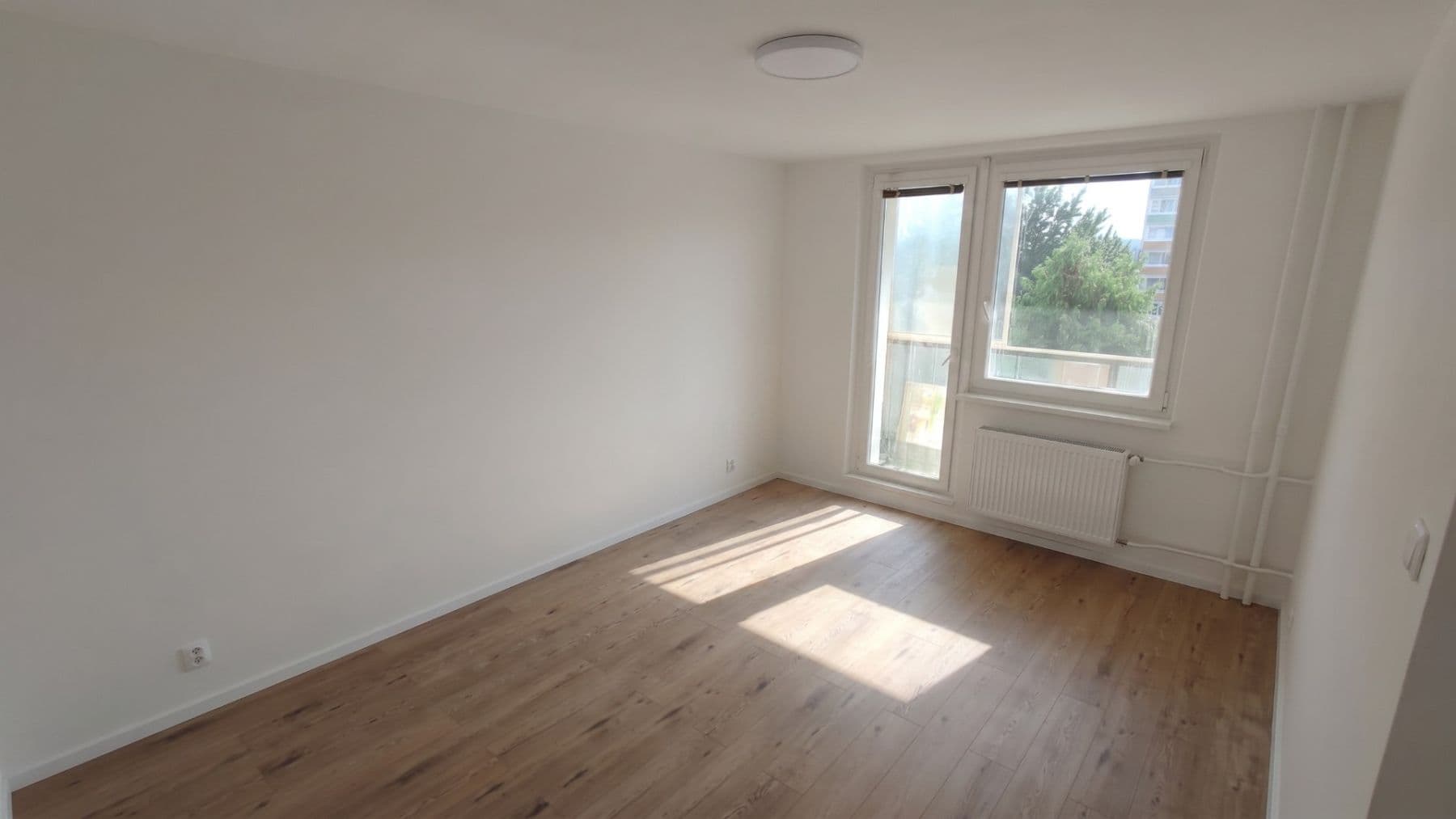Prenájom bytu 1-izbový 35 m², Chlebovická, Praha, Praha Prenájom bytu 1-izbový 35 m², Chlebovická, Praha, Praha