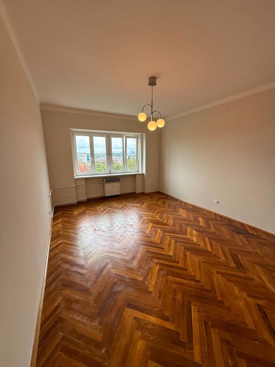 Prenájom bytu 3-izbový 75 m², V Horní Stromce, Praha, Praha Prenájom bytu 3-izbový 75 m², V Horní Stromce, Praha, Praha