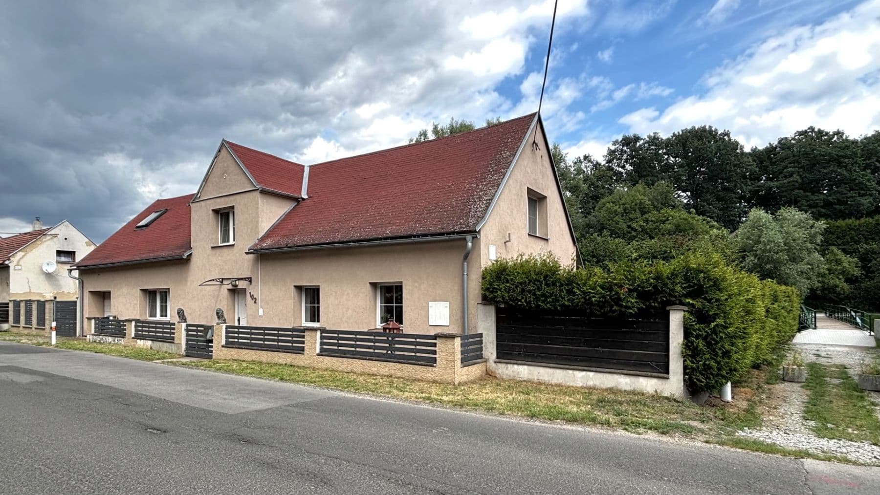 Predaj domu 222 m², pozemok 835 m², Pertoltice pod Ralskem, Liberecký kraj Predaj domu 222 m², pozemok 835 m², Pertoltice pod Ralskem, Liberecký kraj