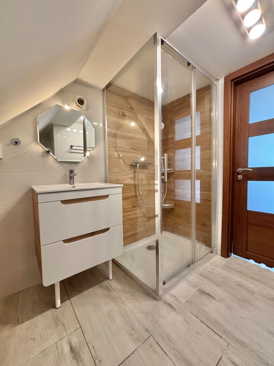 Predaj domu 222 m², pozemok 835 m², Pertoltice pod Ralskem, Liberecký kraj Predaj domu 222 m², pozemok 835 m², Pertoltice pod Ralskem, Liberecký kraj