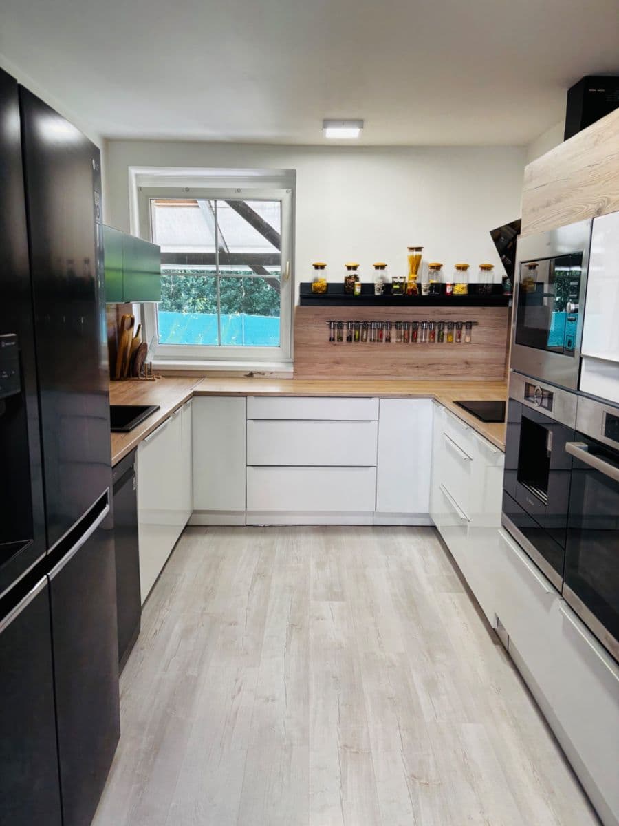 Predaj domu 222 m², pozemok 835 m², Pertoltice pod Ralskem, Liberecký kraj Predaj domu 222 m², pozemok 835 m², Pertoltice pod Ralskem, Liberecký kraj