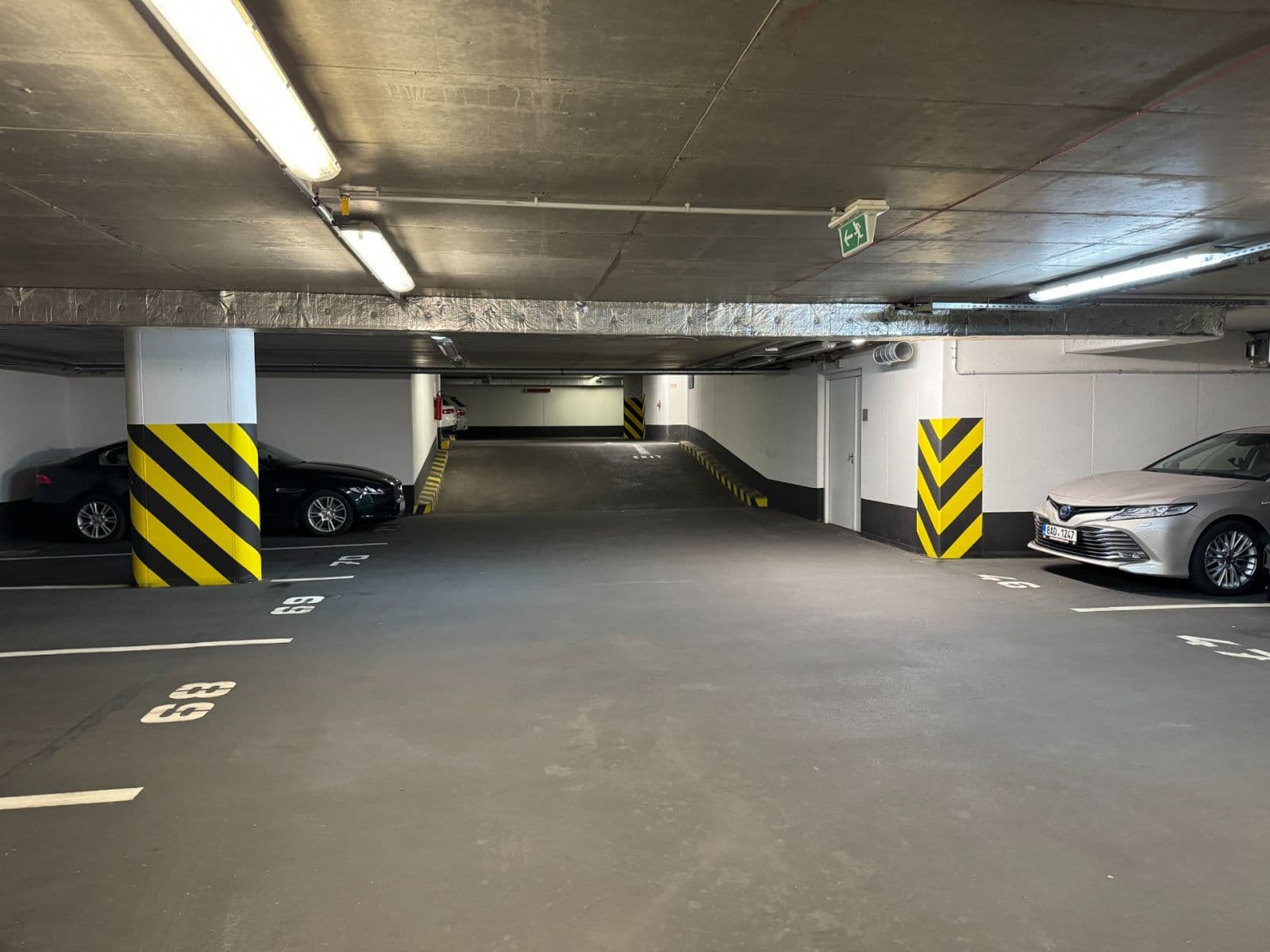 Prenájom garáže 15 m², Karla Engliše, Praha, Praha Prenájom garáže 15 m², Karla Engliše, Praha, Praha