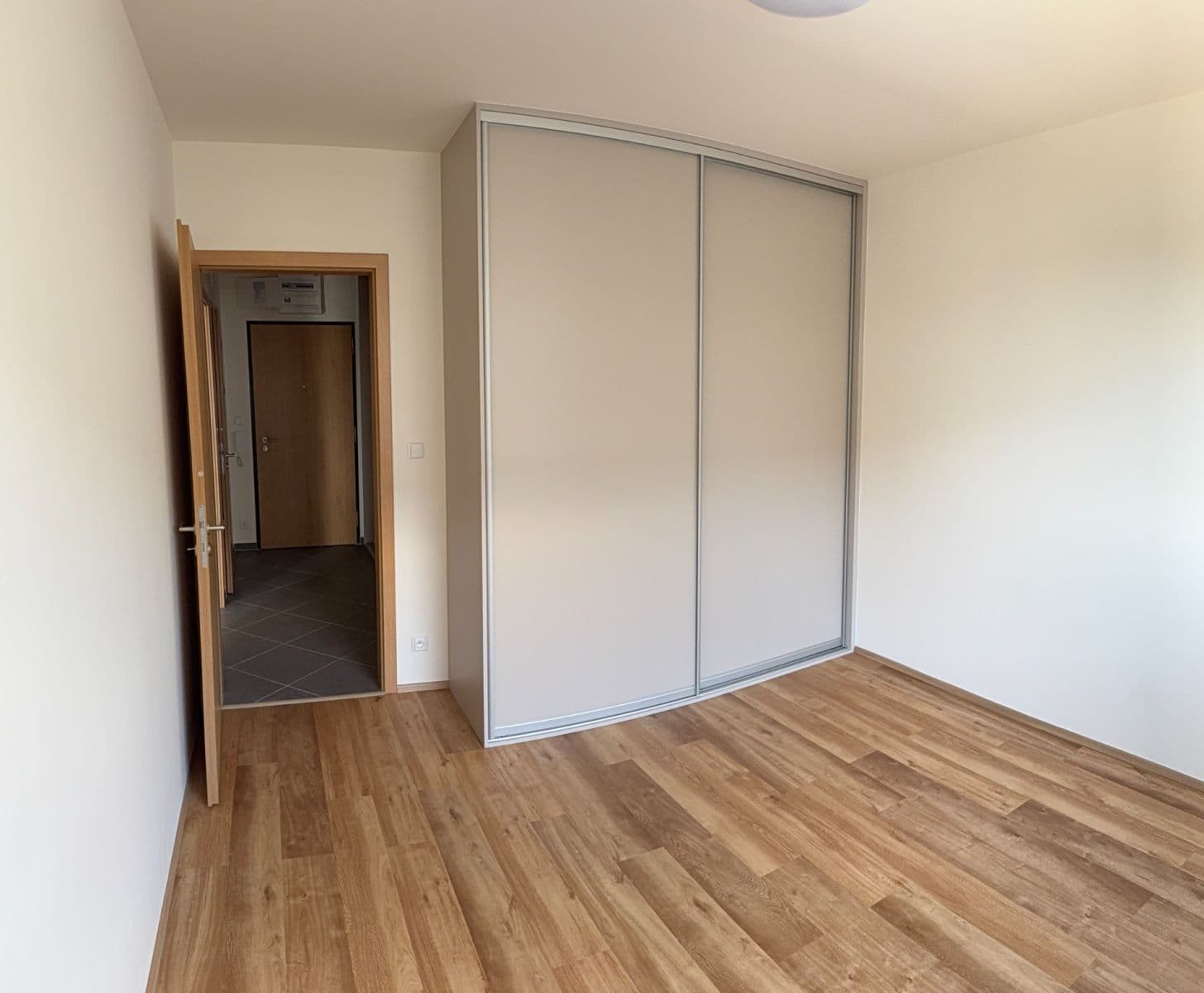 Prenájom bytu 2-izbový 53 m², Návarovská, Praha, Praha Prenájom bytu 2-izbový 53 m², Návarovská, Praha, Praha