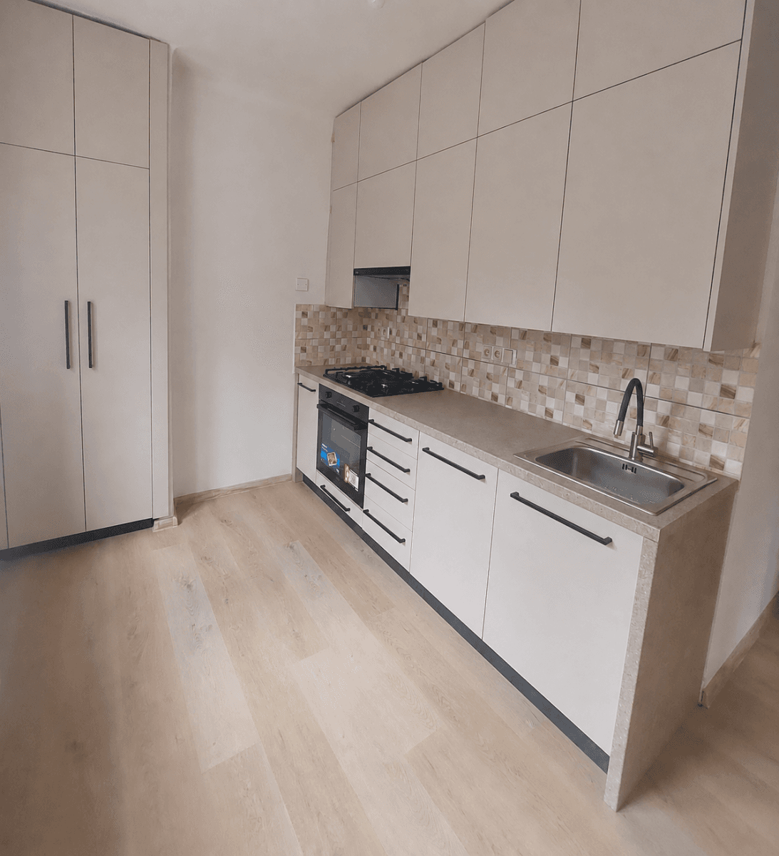 Prenájom bytu 2-izbový 53 m², Spojovací, Plzeň, Plzeňský kraj Prenájom bytu 2-izbový 53 m², Spojovací, Plzeň, Plzeňský kraj