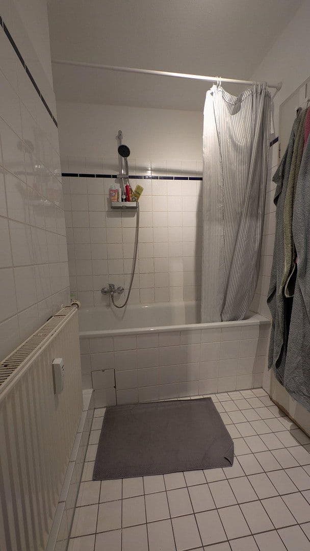 Prenájom bytu 2-izbový 75 m², Holstenstraße 5-7, Lübeck, Šlezvicko-Holštajnsko Prenájom bytu 2-izbový 75 m², Holstenstraße 5-7, Lübeck, Šlezvicko-Holštajnsko