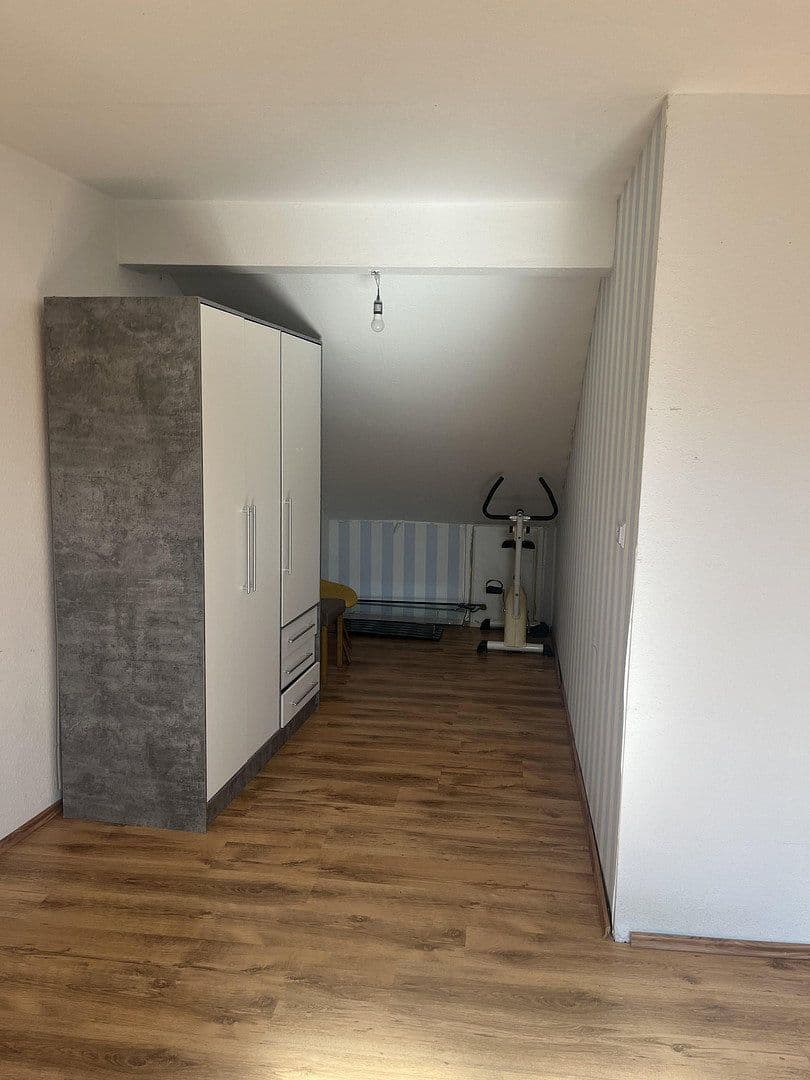 Prenájom bytu 3-izbový 85 m², Hans Doll Strasse 17 A, Sinsheim, Bádensko-Wurttembersko Prenájom bytu 3-izbový 85 m², Hans Doll Strasse 17 A, Sinsheim, Bádensko-Wurttembersko
