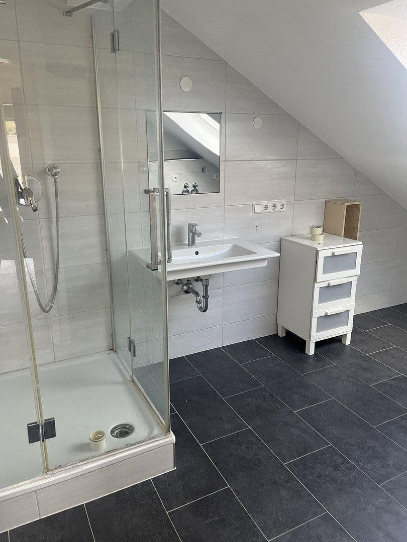 Prenájom bytu 3-izbový 85 m², Hans Doll Strasse 17 A, Sinsheim, Bádensko-Wurttembersko Prenájom bytu 3-izbový 85 m², Hans Doll Strasse 17 A, Sinsheim, Bádensko-Wurttembersko