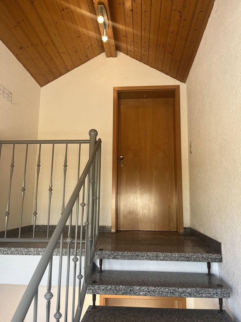Prenájom bytu 3-izbový 85 m², Hans Doll Strasse 17 A, Sinsheim, Bádensko-Wurttembersko Prenájom bytu 3-izbový 85 m², Hans Doll Strasse 17 A, Sinsheim, Bádensko-Wurttembersko