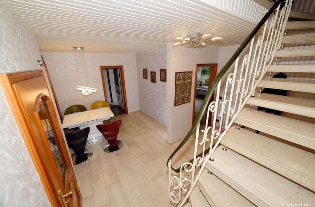 Predaj domu 118 m², pozemok 229 m², Litzelwiese 42, Frankfurt, Hesensko Predaj domu 118 m², pozemok 229 m², Litzelwiese 42, Frankfurt, Hesensko