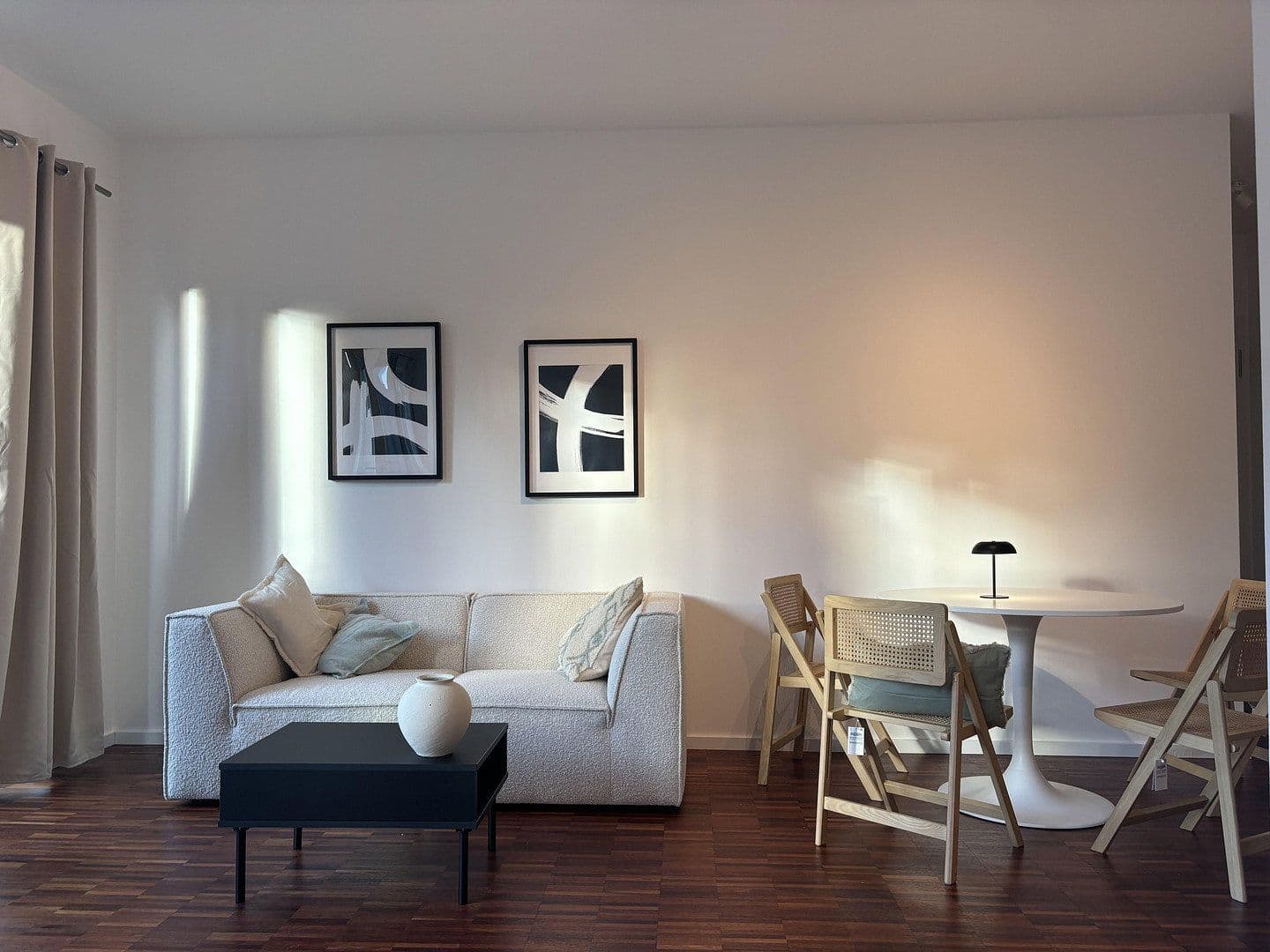 Prenájom bytu 1-izbový 41 m², Berlin, Berlín Prenájom bytu 1-izbový 41 m², Berlin, Berlín