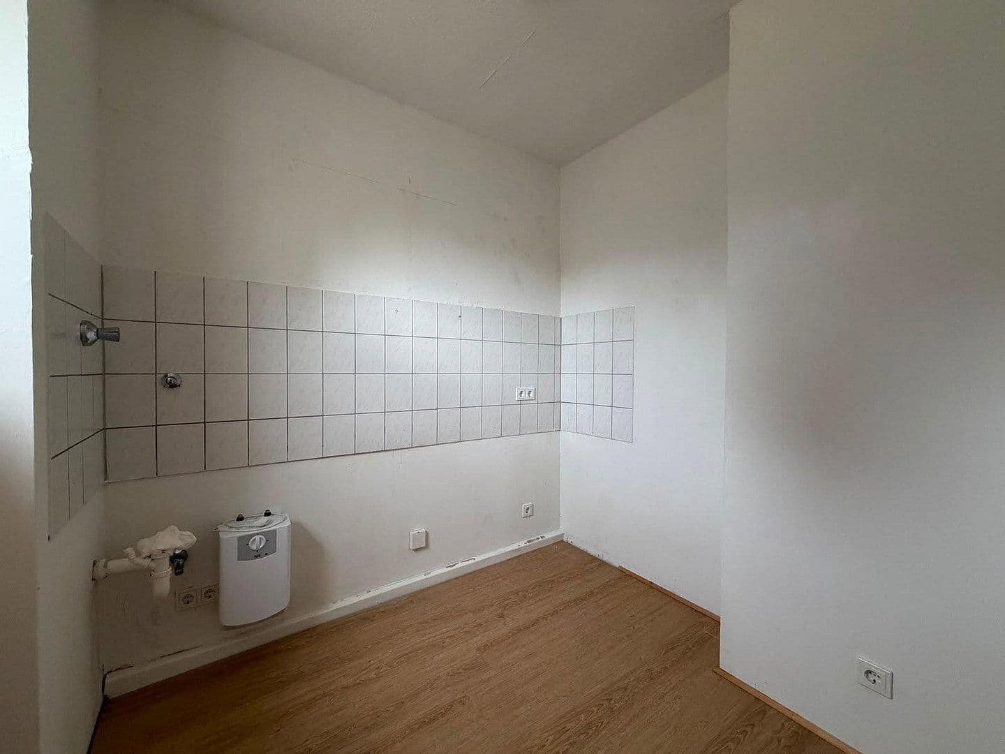 Prenájom bytu 3-izbový 52 m², Voerstestraße 18, Castrop-Rauxel, Severné Porýnie - Westfálsko Prenájom bytu 3-izbový 52 m², Voerstestraße 18, Castrop-Rauxel, Severné Porýnie - Westfálsko