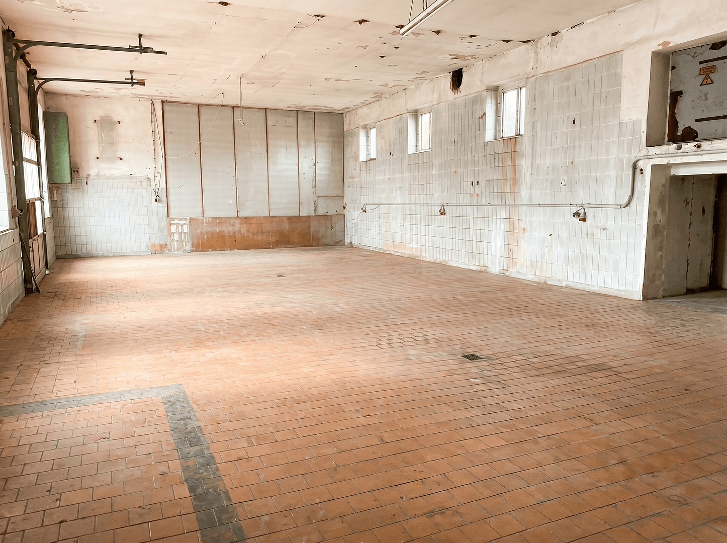 Prenájom nebytového priestoru 213 m², Alte Dorfstr. 15, Grimma, Sasko Prenájom nebytového priestoru 213 m², Alte Dorfstr. 15, Grimma, Sasko