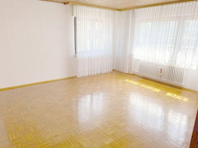 Prenájom bytu 3-izbový 1 m², Karlsruhe, Bádensko-Wurttembersko Prenájom bytu 3-izbový 1 m², Karlsruhe, Bádensko-Wurttembersko