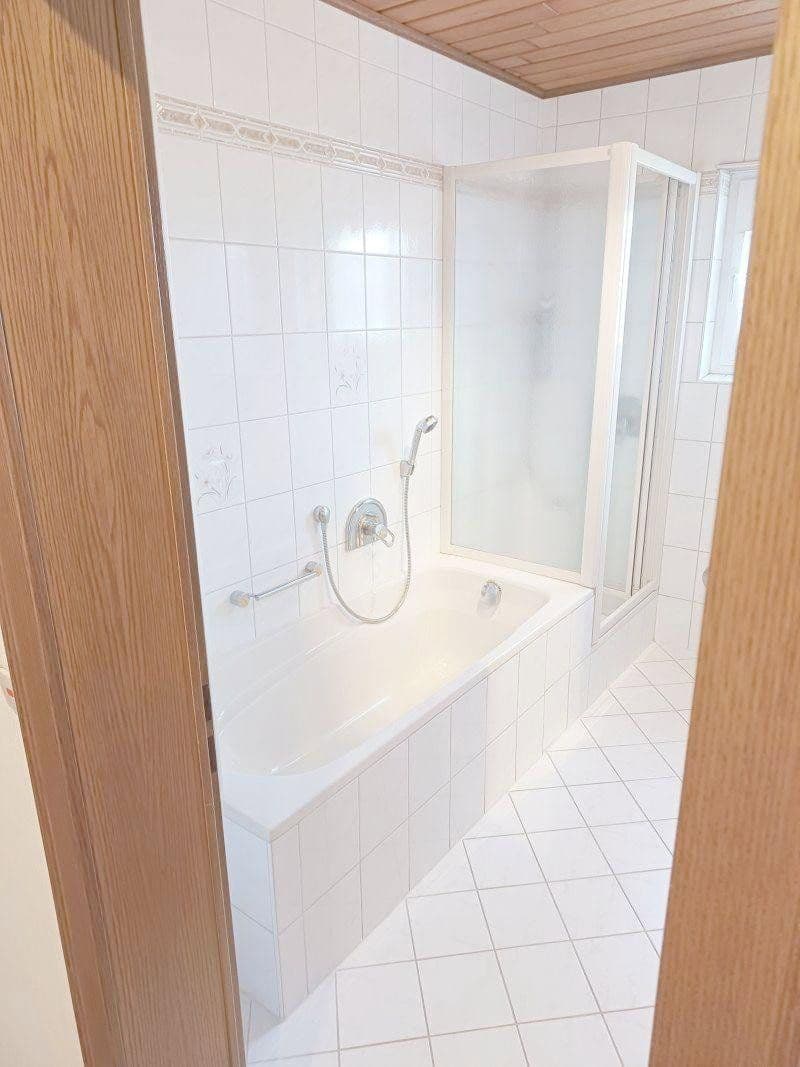 Prenájom bytu 3-izbový 1 m², Karlsruhe, Bádensko-Wurttembersko Prenájom bytu 3-izbový 1 m², Karlsruhe, Bádensko-Wurttembersko