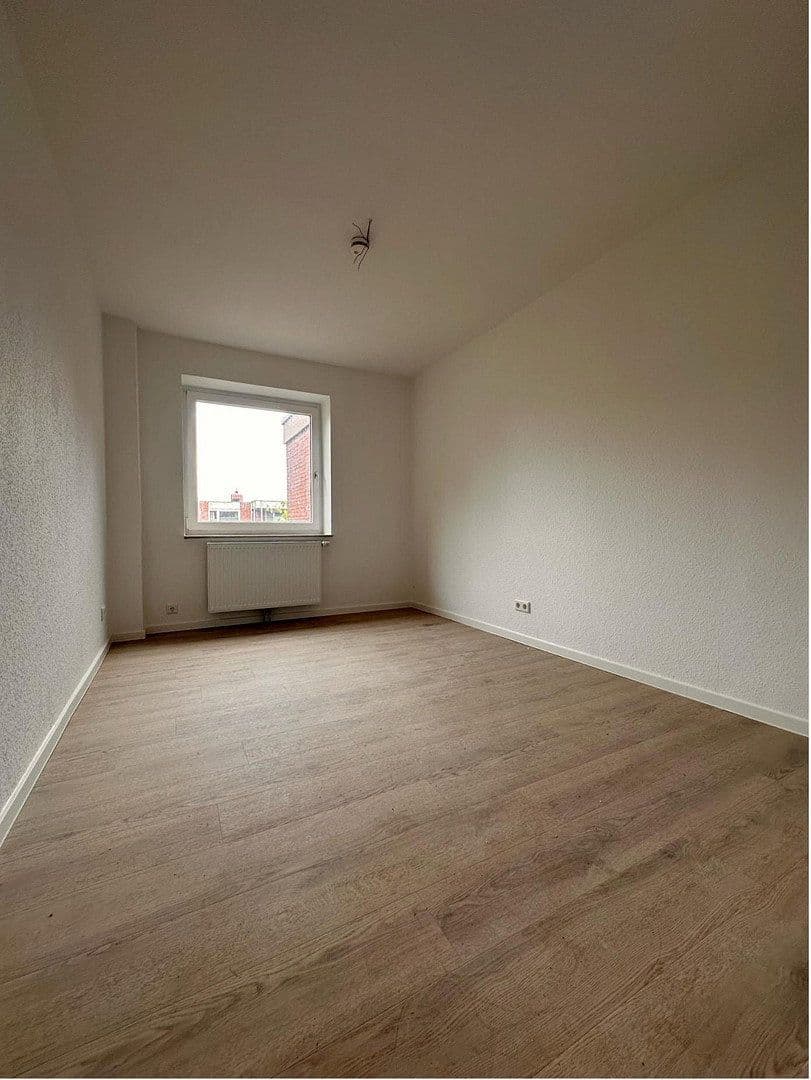 Predaj bytu 4-izbový 105 m², Oldenburg, Dolné Sasko Predaj bytu 4-izbový 105 m², Oldenburg, Dolné Sasko