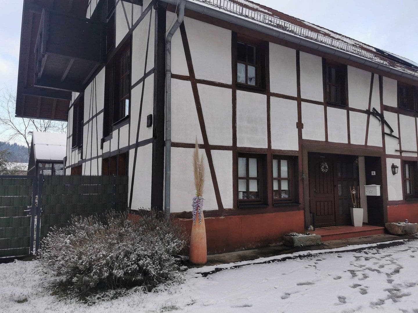 Predaj domu 300 m², pozemok 2.600 m², Breuberg, Hesensko Predaj domu 300 m², pozemok 2.600 m², Breuberg, Hesensko