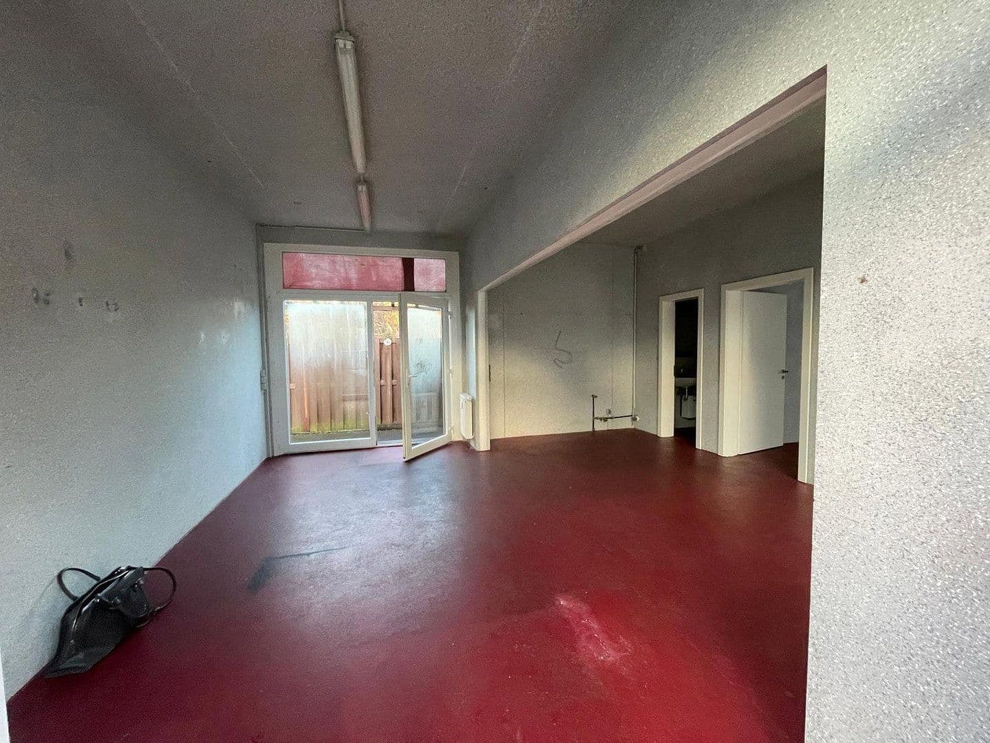 Prenájom nebytového priestoru 544 m², Knappenstraße 80, Oberhausen, Severné Porýnie - Westfálsko Prenájom nebytového priestoru 544 m², Knappenstraße 80, Oberhausen, Severné Porýnie - Westfálsko