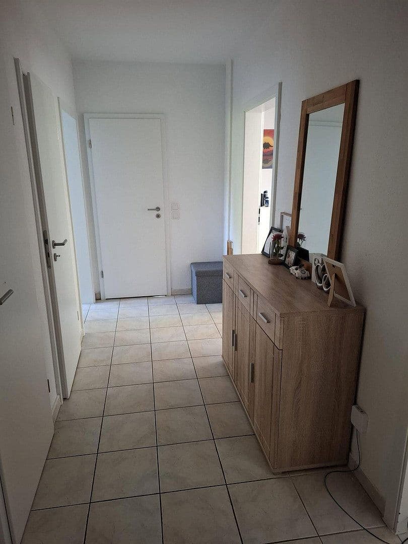 Prenájom bytu 3-izbový 60 m², Schloßstr. 317, Essen, Severné Porýnie - Westfálsko Prenájom bytu 3-izbový 60 m², Schloßstr. 317, Essen, Severné Porýnie - Westfálsko