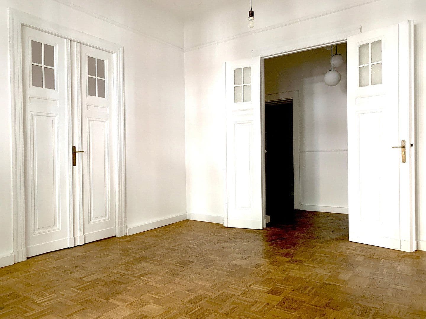 Predaj bytu 3-izbový 94 m², Hektorstraße, Berlin, Berlín Predaj bytu 3-izbový 94 m², Hektorstraße, Berlin, Berlín