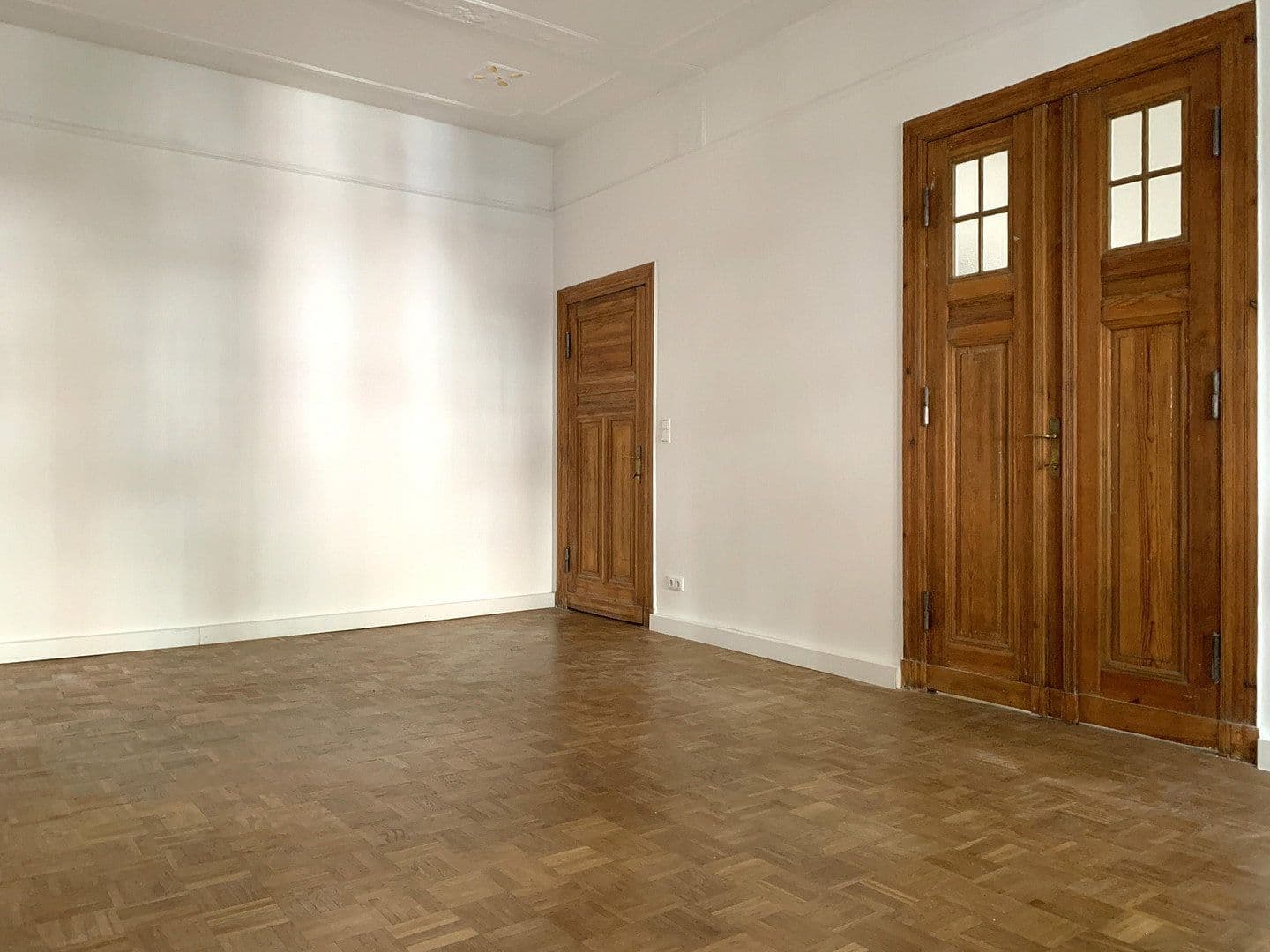 Predaj bytu 3-izbový 94 m², Hektorstraße, Berlin, Berlín Predaj bytu 3-izbový 94 m², Hektorstraße, Berlin, Berlín