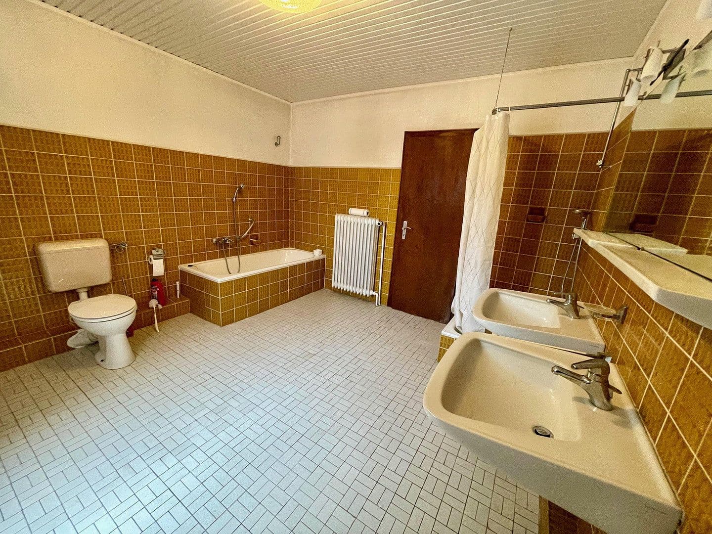 Predaj domu 200 m², pozemok 1.400 m², Reinfeld, Šlezvicko-Holštajnsko Predaj domu 200 m², pozemok 1.400 m², Reinfeld, Šlezvicko-Holštajnsko