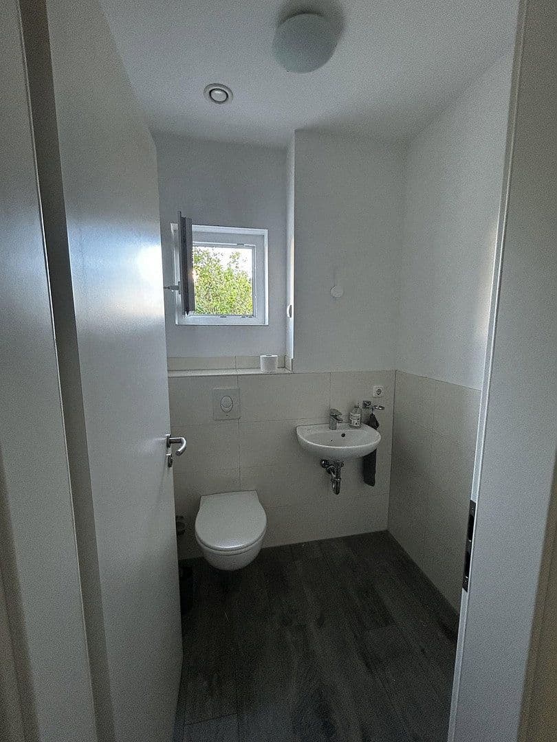 Predaj domu 158 m², pozemok 434 m², Am Wartenberger Luch 32, Berlin, Berlín Predaj domu 158 m², pozemok 434 m², Am Wartenberger Luch 32, Berlin, Berlín