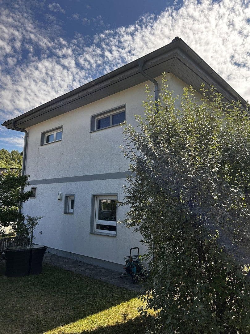 Predaj domu 158 m², pozemok 434 m², Am Wartenberger Luch 32, Berlin, Berlín Predaj domu 158 m², pozemok 434 m², Am Wartenberger Luch 32, Berlin, Berlín