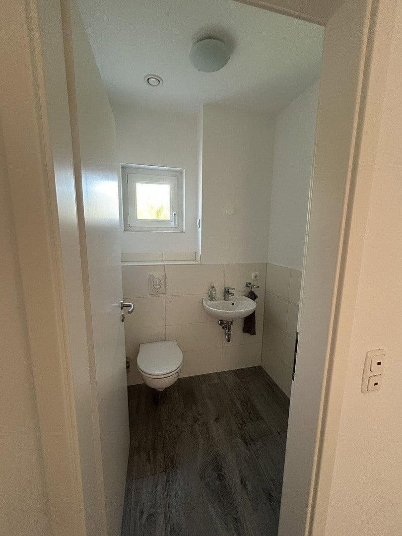 Predaj domu 158 m², pozemok 434 m², Am Wartenberger Luch 32, Berlin, Berlín Predaj domu 158 m², pozemok 434 m², Am Wartenberger Luch 32, Berlin, Berlín