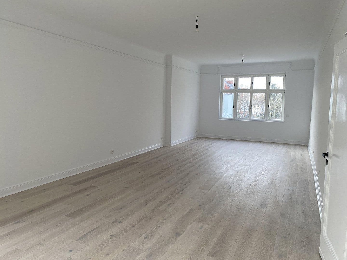 Predaj bytu 350 m², Berlin, Berlín Predaj bytu 350 m², Berlin, Berlín
