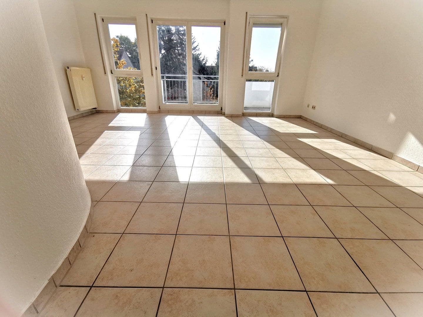 Prenájom bytu 4-izbový 98 m², Mainz, Porýnie-Falcko Prenájom bytu 4-izbový 98 m², Mainz, Porýnie-Falcko