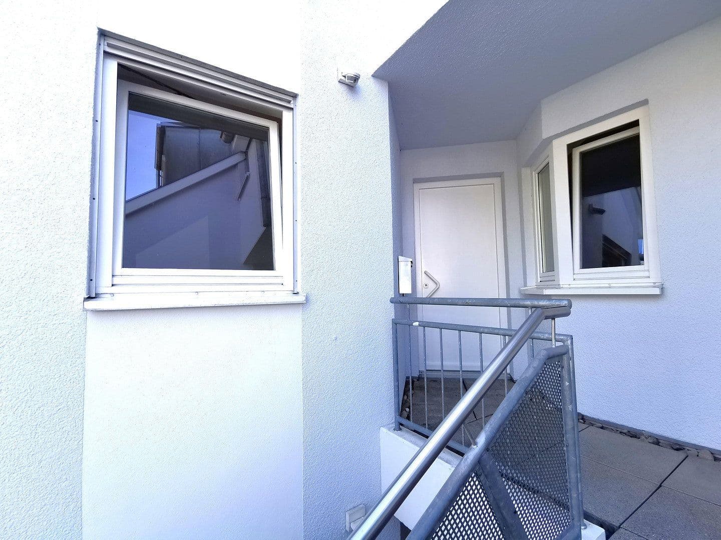 Prenájom bytu 4-izbový 98 m², Mainz, Porýnie-Falcko Prenájom bytu 4-izbový 98 m², Mainz, Porýnie-Falcko