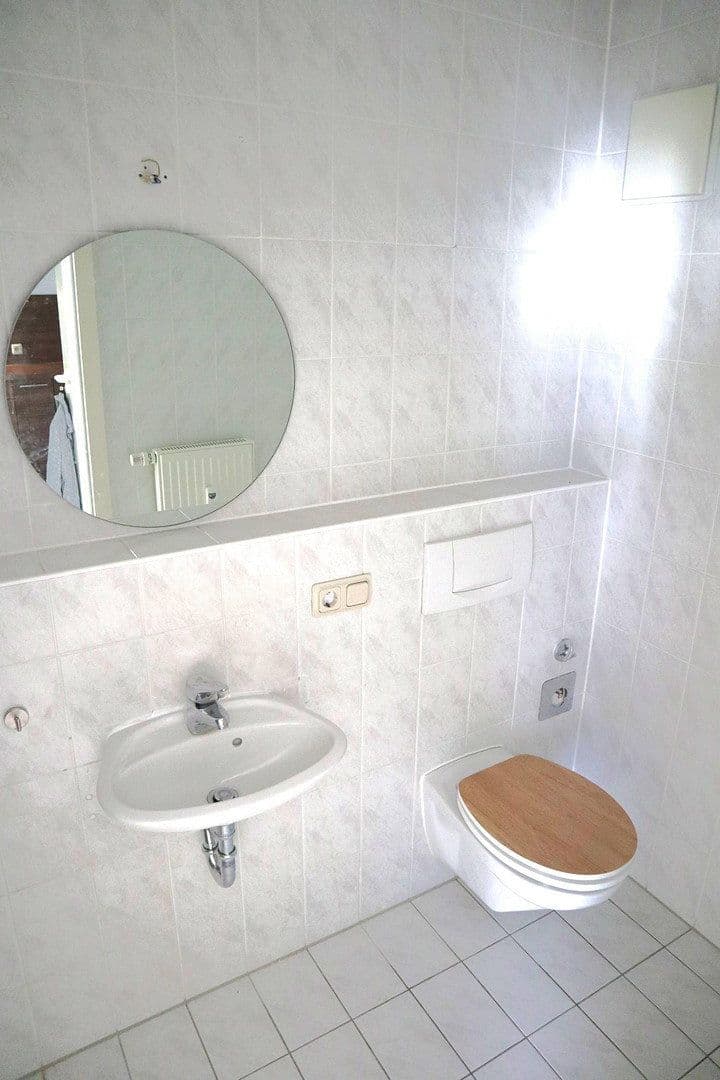 Prenájom bytu 4-izbový 98 m², Mainz, Porýnie-Falcko Prenájom bytu 4-izbový 98 m², Mainz, Porýnie-Falcko