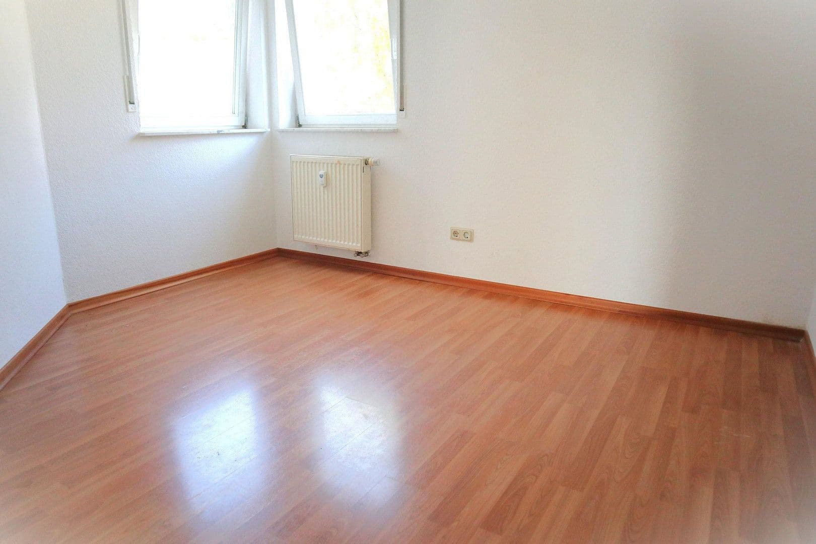 Prenájom bytu 4-izbový 98 m², Mainz, Porýnie-Falcko Prenájom bytu 4-izbový 98 m², Mainz, Porýnie-Falcko