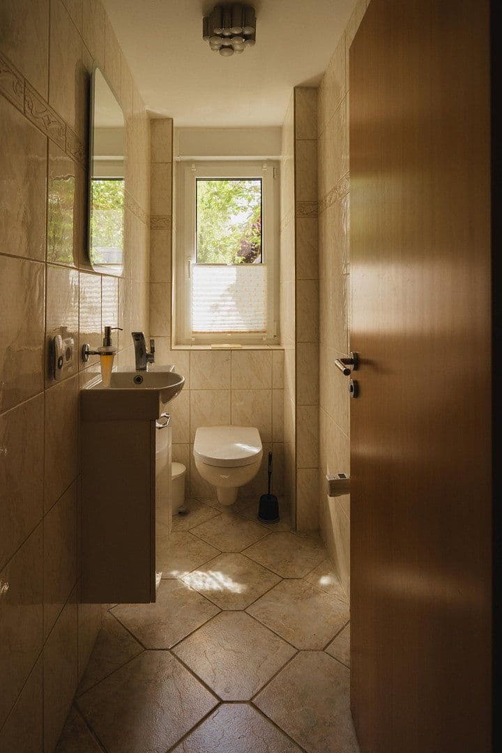 Predaj domu 180 m², pozemok 942 m², Königs Wusterhausen, Brandenbursko Predaj domu 180 m², pozemok 942 m², Königs Wusterhausen, Brandenbursko