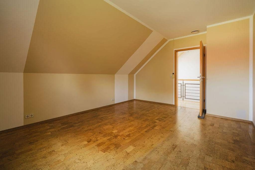 Predaj domu 180 m², pozemok 942 m², Königs Wusterhausen, Brandenbursko Predaj domu 180 m², pozemok 942 m², Königs Wusterhausen, Brandenbursko