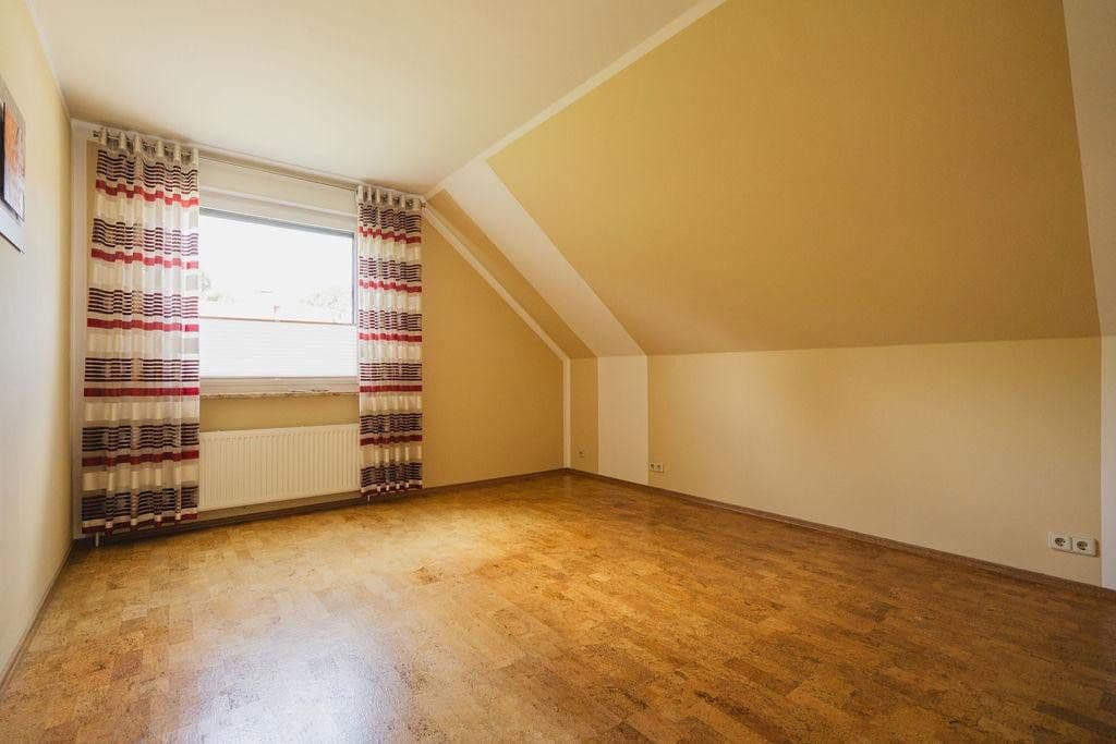 Predaj domu 180 m², pozemok 942 m², Königs Wusterhausen, Brandenbursko Predaj domu 180 m², pozemok 942 m², Königs Wusterhausen, Brandenbursko