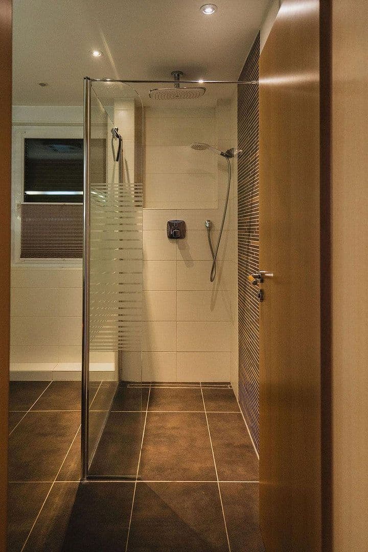 Predaj domu 180 m², pozemok 942 m², Königs Wusterhausen, Brandenbursko Predaj domu 180 m², pozemok 942 m², Königs Wusterhausen, Brandenbursko