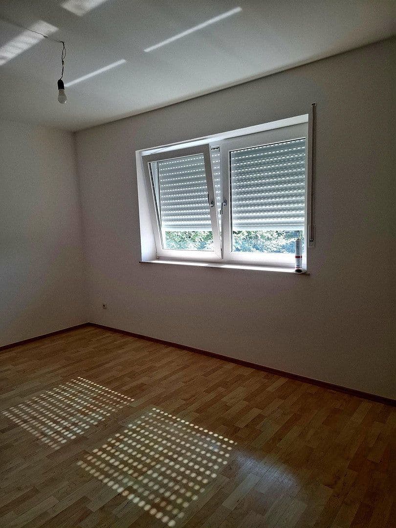 Prenájom bytu 2-izbový 70 m², Westerngrund, Bavorsko Prenájom bytu 2-izbový 70 m², Westerngrund, Bavorsko