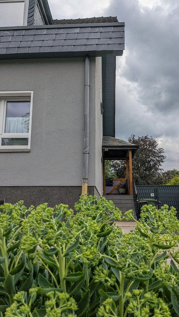Predaj domu 144 m², pozemok 1.416 m², Hennef (Sieg), Severné Porýnie - Westfálsko Predaj domu 144 m², pozemok 1.416 m², Hennef (Sieg), Severné Porýnie - Westfálsko