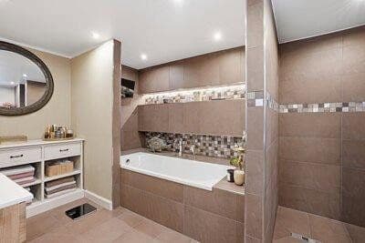 Predaj bytu 5-izbový 220 m², Brauereistraße 2, Krummhörn, Dolné Sasko Predaj bytu 5-izbový 220 m², Brauereistraße 2, Krummhörn, Dolné Sasko
