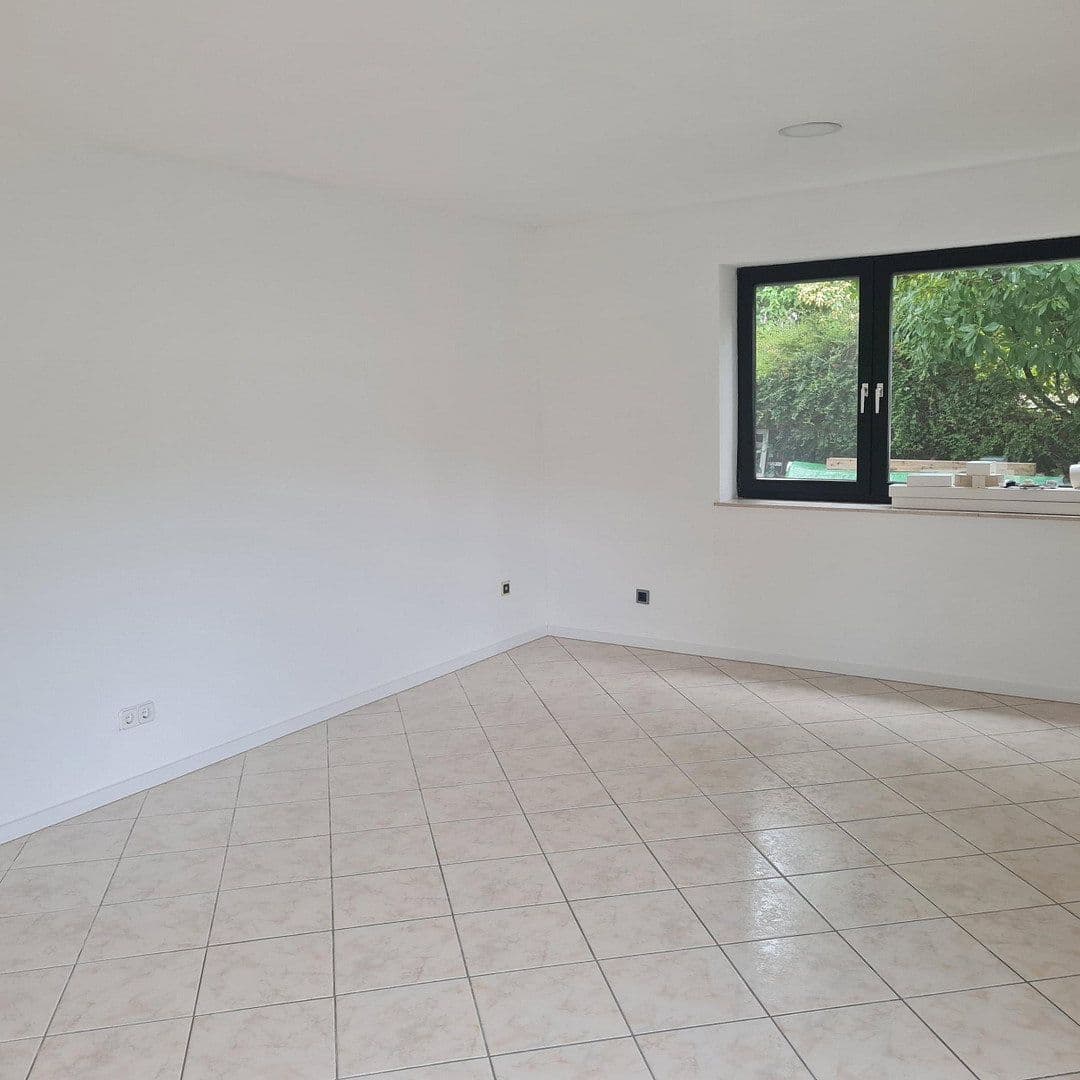 Prenájom bytu 2-izbový 50 m², Alzenau, Bavorsko Prenájom bytu 2-izbový 50 m², Alzenau, Bavorsko
