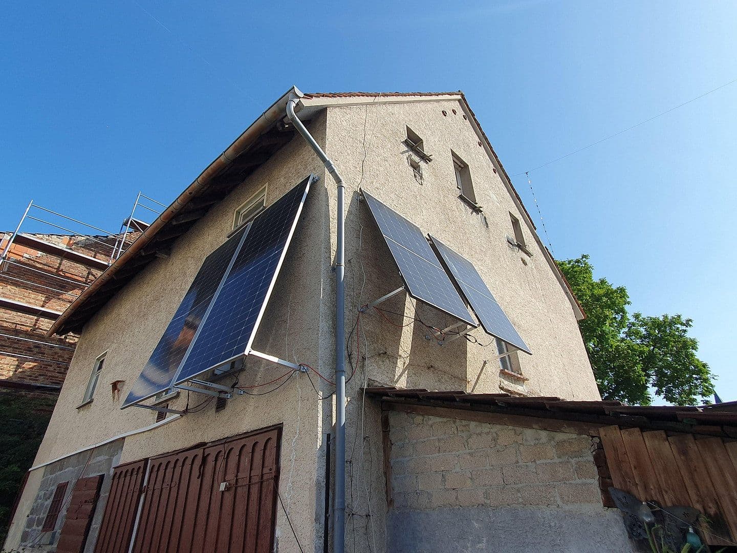 Predaj domu 120 m², pozemok 793 m², Buseck, Hesensko Predaj domu 120 m², pozemok 793 m², Buseck, Hesensko