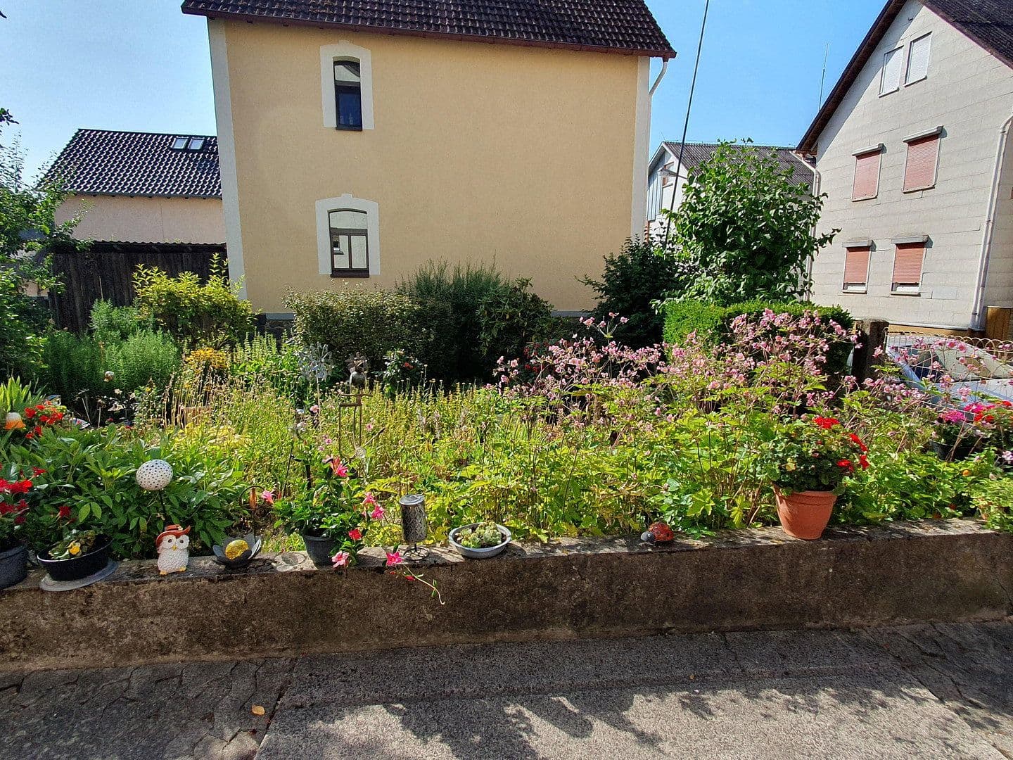 Predaj domu 120 m², pozemok 793 m², Buseck, Hesensko Predaj domu 120 m², pozemok 793 m², Buseck, Hesensko